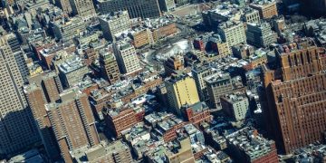 Commercial Real Estate Trends and Investment Opportunities in the US - Cover Image